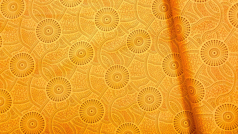 Kangaroo Path Gold - Fat Quarter